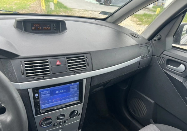Opel Meriva cena 4900 przebieg: 227000, rok produkcji 2003 z Kętrzyn małe 106